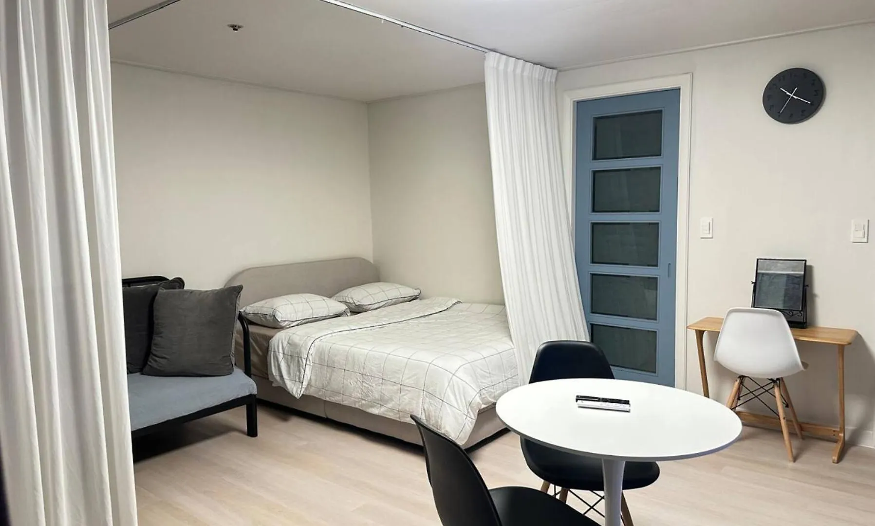 Rum i privatbostad Stravely Skyline Lägenhet Seoul Sydkorea